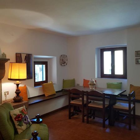 Апартаменты In Castello Кастаньето-Кардуччи Экстерьер фото