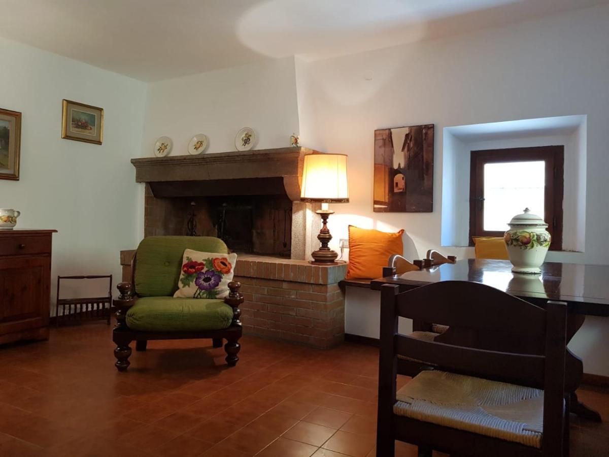 Апартаменты In Castello Кастаньето-Кардуччи Экстерьер фото